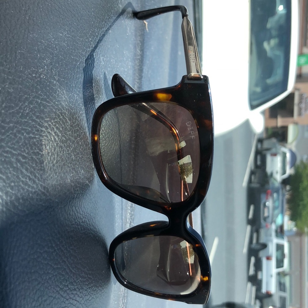 Diff sunglasses perfect condition